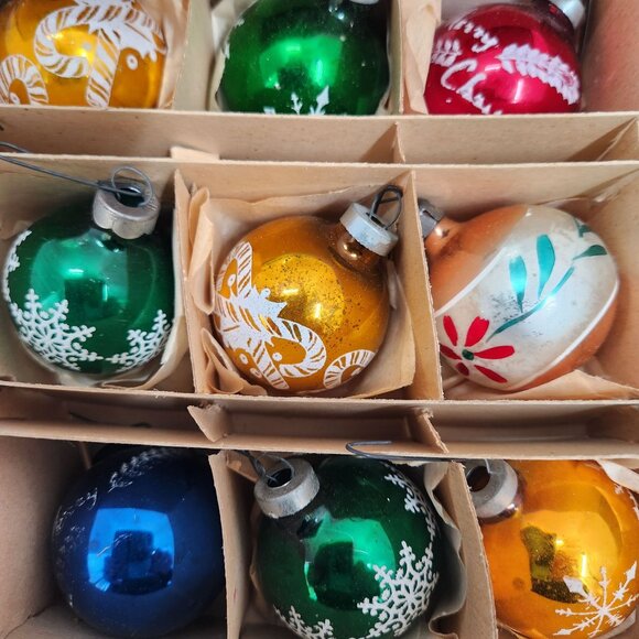 Vintage Santa Land Mercury Glass Ornaments Hand Blown Christmas Poland Box of 9 - Picture 7 of 10